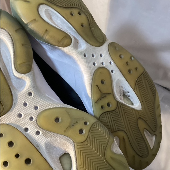 Nike Air Jordan XI 11 CMFT Low Retro Black White Nby FN6787-010 sz 11M - Picture 2 of 8